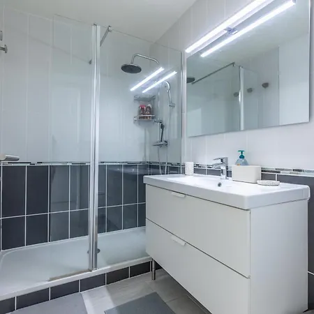 *cocoon Area* Confort & Parking Apartment